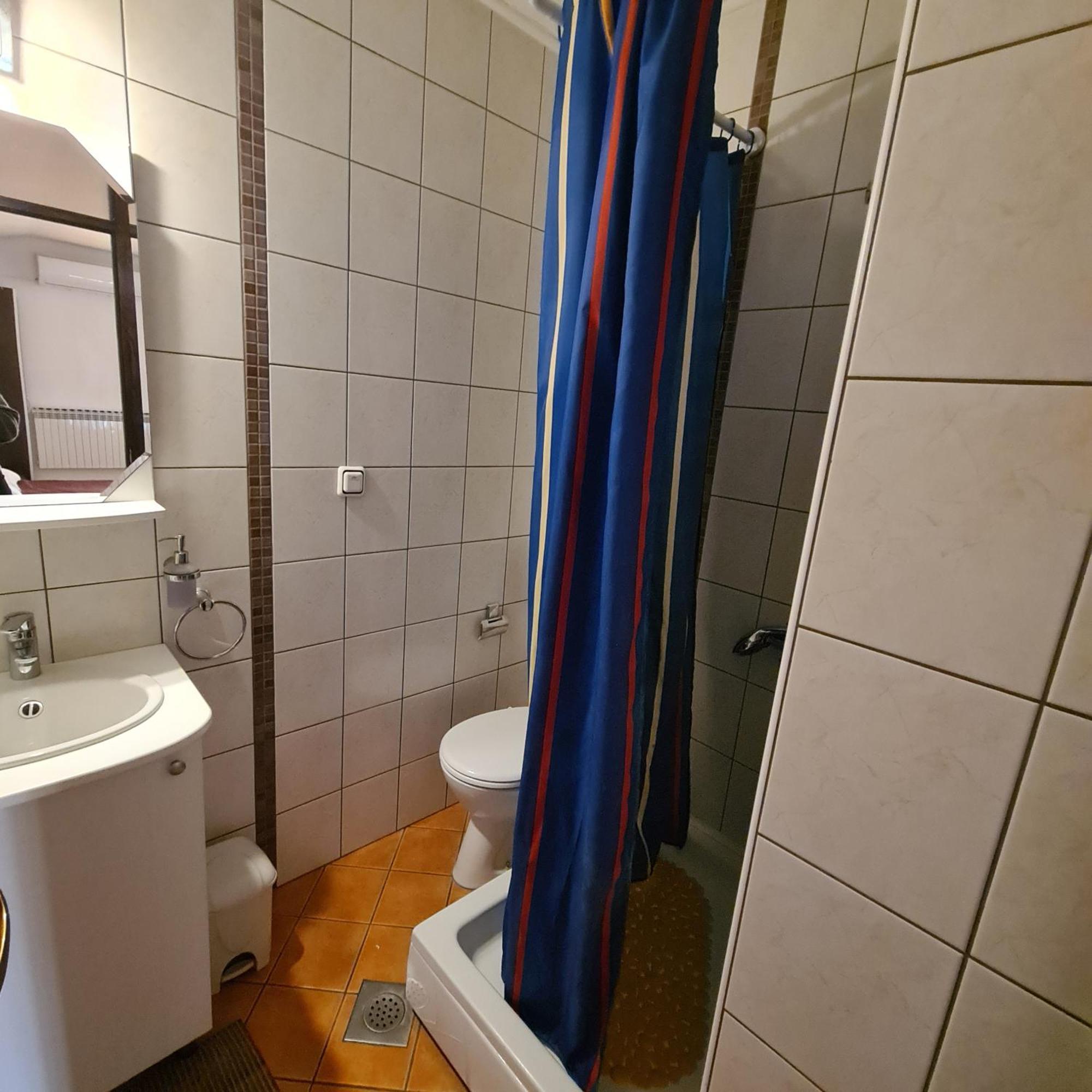 Guesthouse Kod Mosta Карловаць Екстер'єр фото