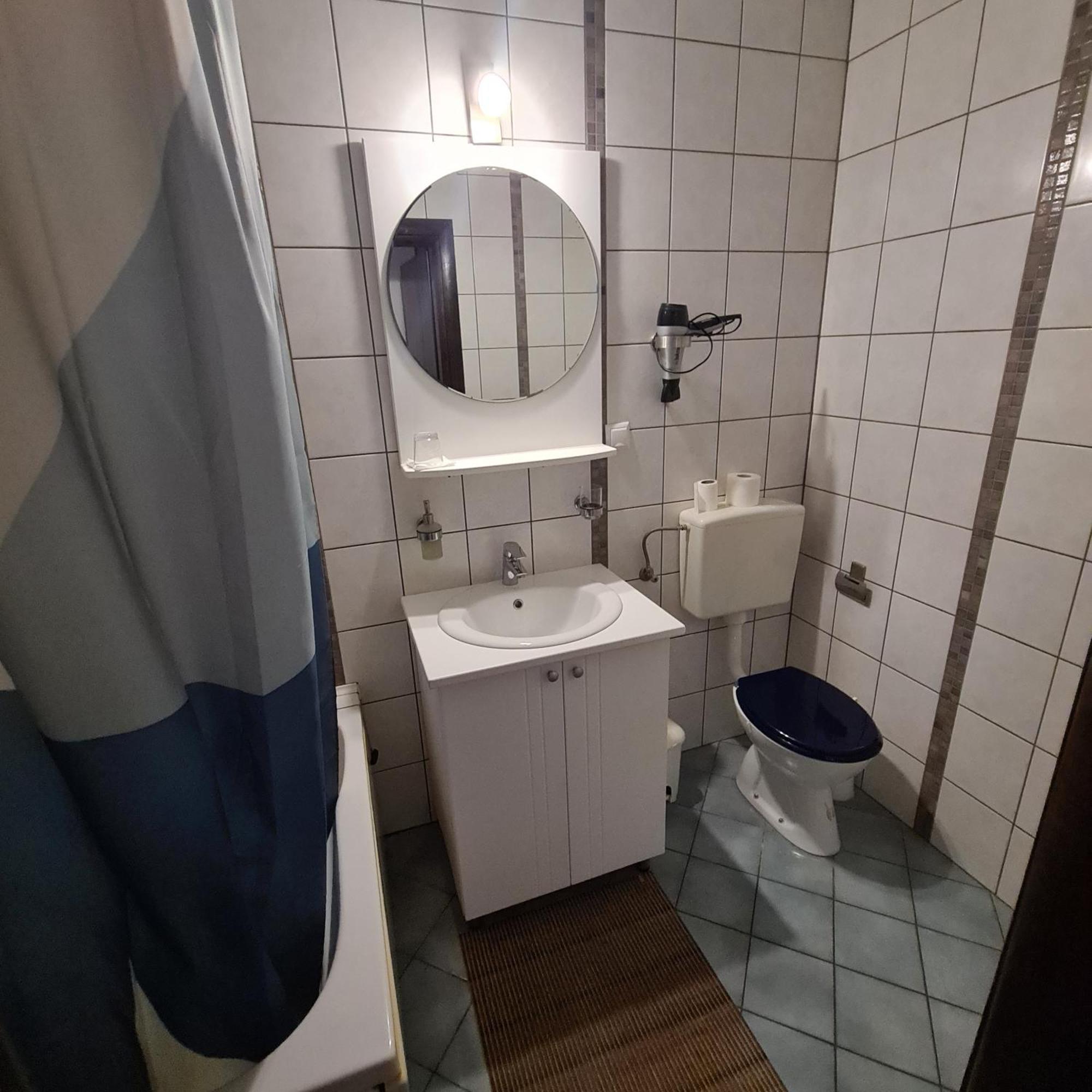 Guesthouse Kod Mosta Карловаць Екстер'єр фото